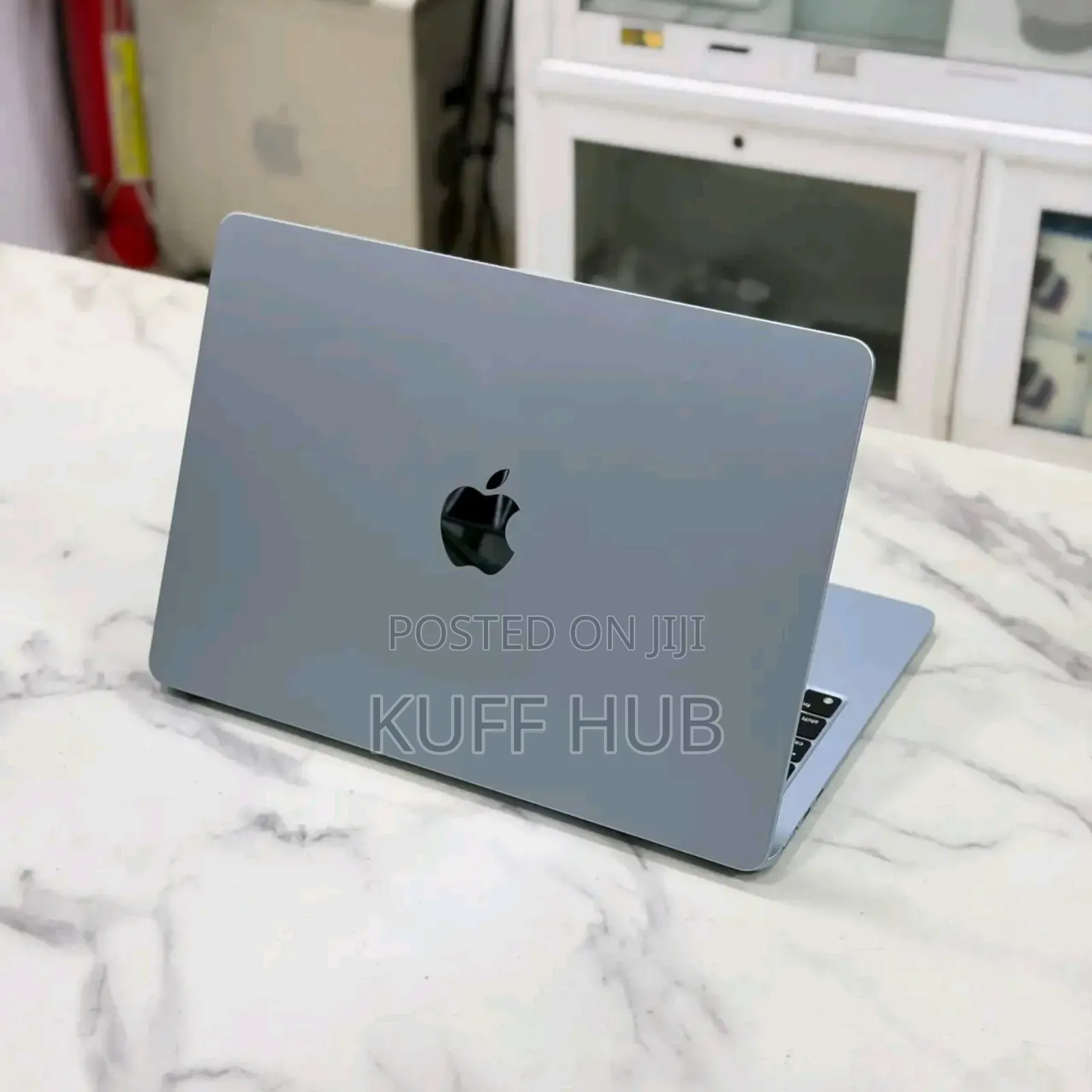 New Laptop Apple MacBook Pro 2024 M4 16GB Apple M4 SSD 512GB