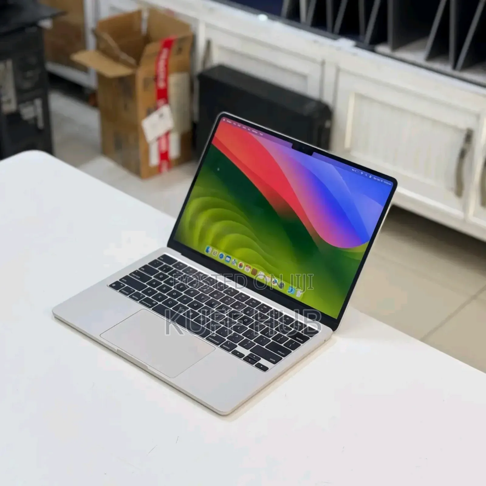 New Laptop Apple MacBook Pro 2023 M3 16GB Apple M3 SSD 512GB