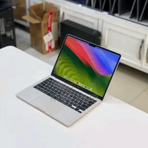 New Laptop Apple MacBook Pro 2023 M3 16GB Apple M3 SSD 512GB