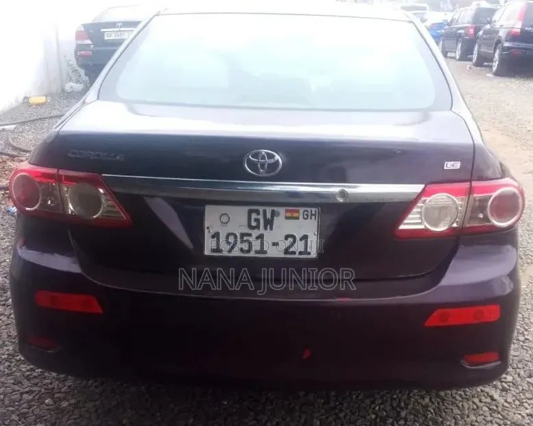 Toyota Corolla LE 4dr Sedan (1.8L 4cyl 4A) 2012 Brown
