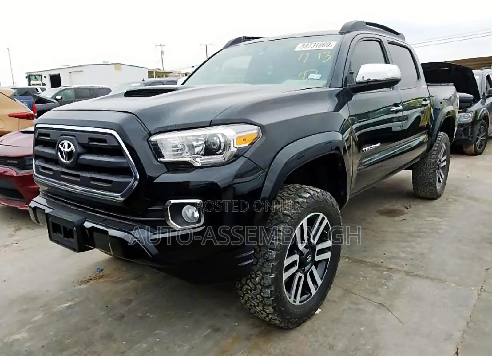 Toyota Tacoma TRD,SR5 Front Bumper 2016,2017,2018,2020,2021,2022