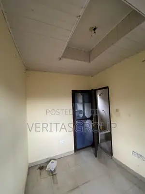 1bdrm Room & Parlour in Old Town for rent