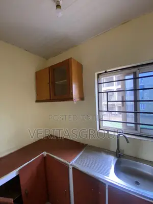 1bdrm Room & Parlour in Old Town for rent