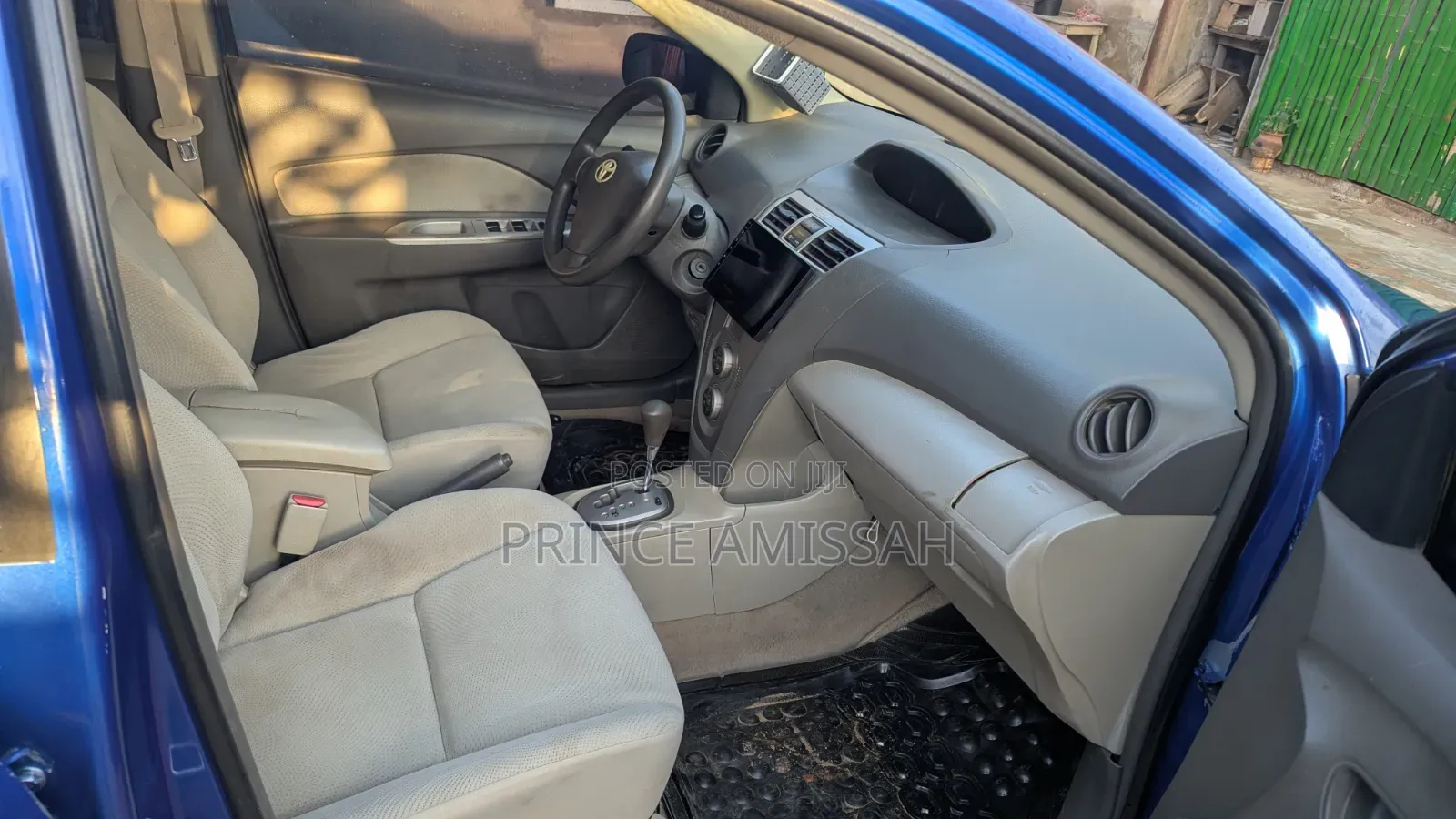 Toyota Belta 2012 Blue