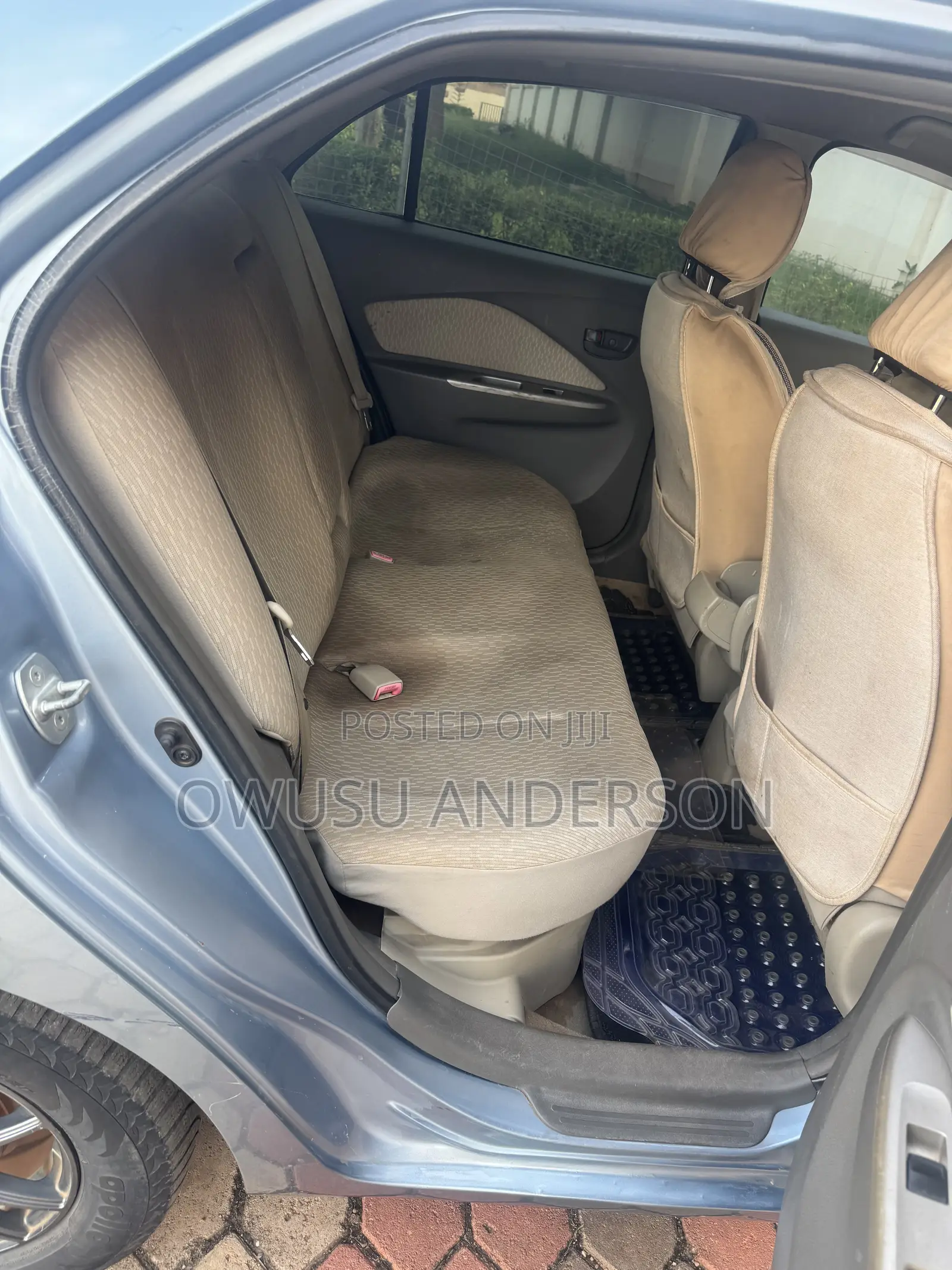 Toyota Belta 2010 Blue