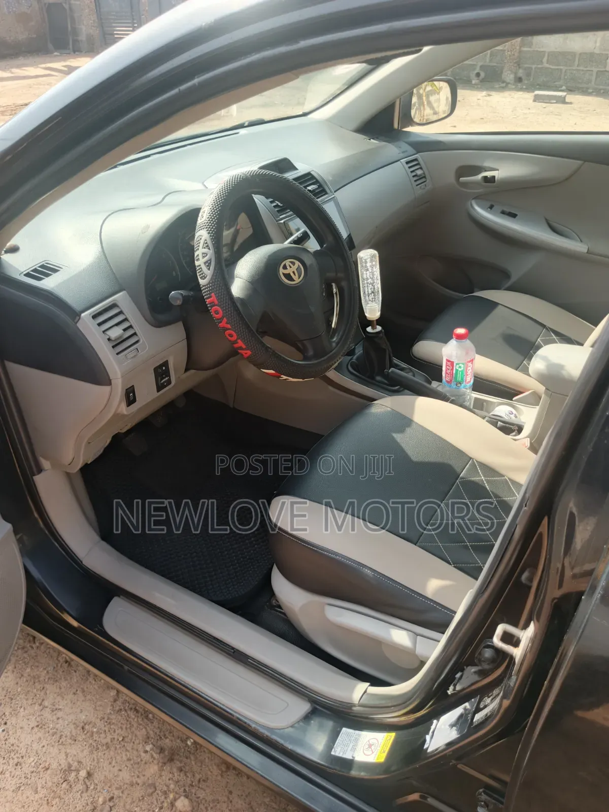 Toyota Corolla S 5-Speed 2013 Black