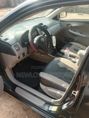 Toyota Corolla S 5-Speed 2013 Black