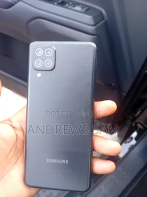 Samsung Galaxy A12 64 GB Black