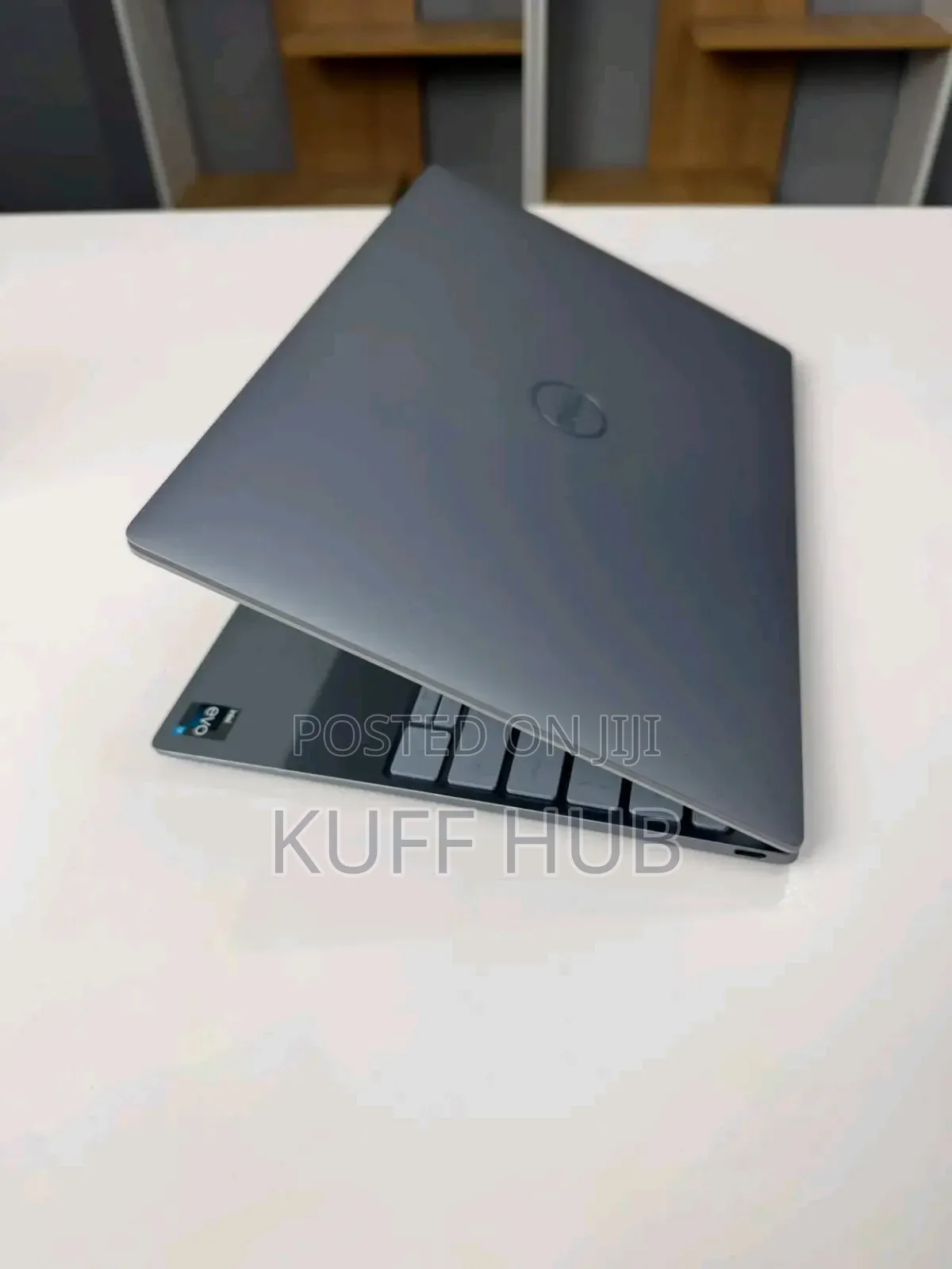 New Laptop Dell XPS 13 16GB Intel Core i7 SSD 512GB