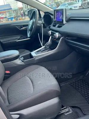Toyota RAV4 2023 Gray