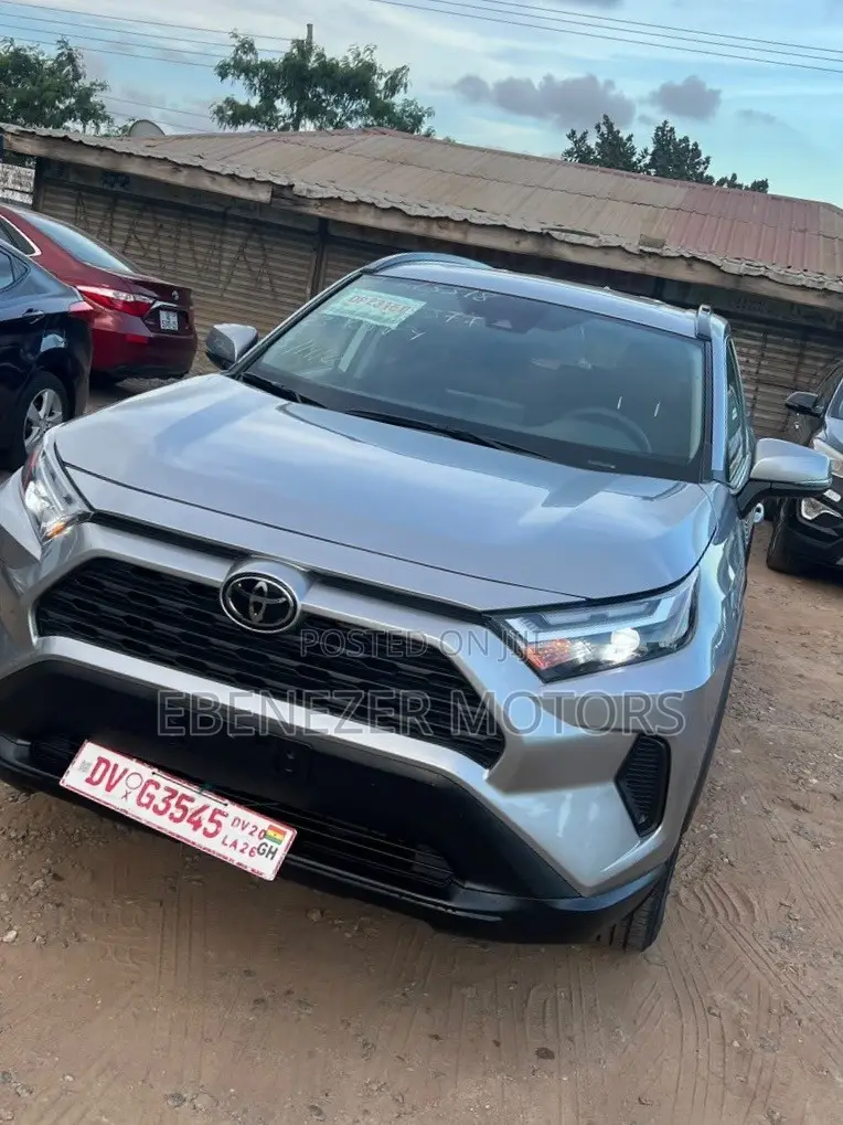 Toyota RAV4 2023 Gray