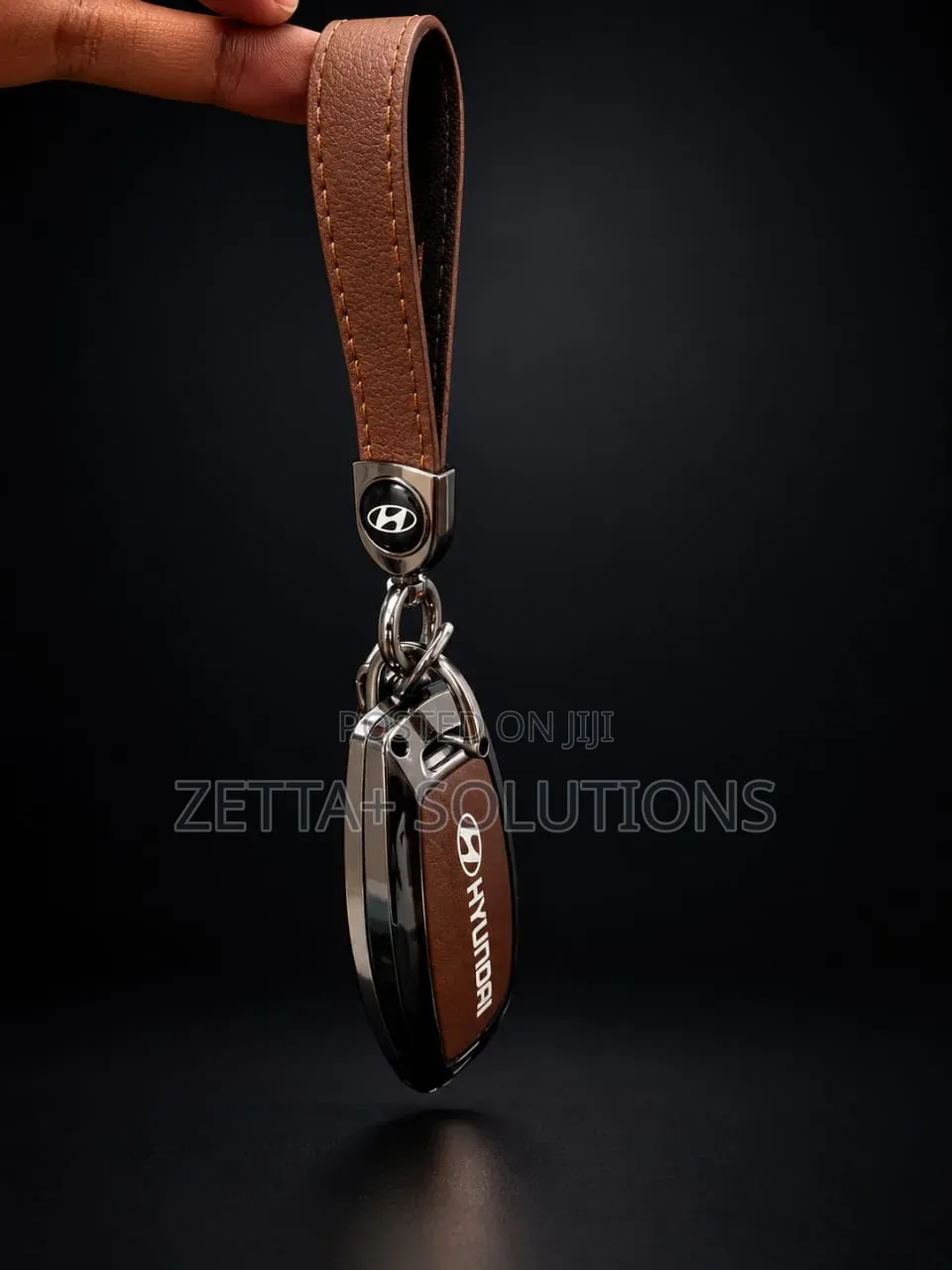 Premium Hyundai 4-Button Key Fob Case – Zinc Alloy & Leather