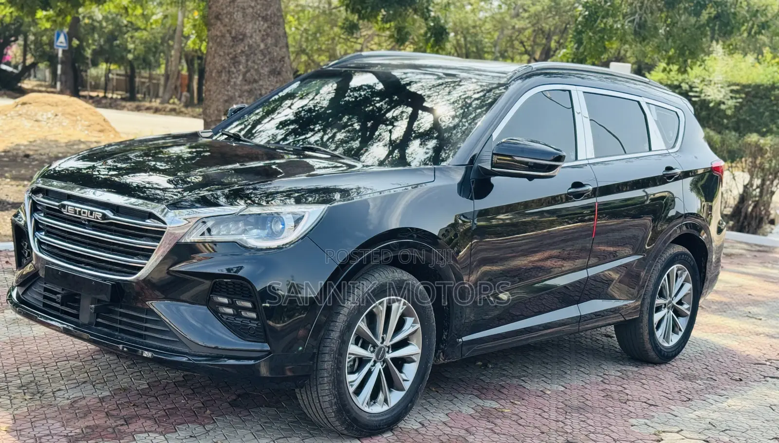 Jetour X70 1.5 7-Seater FWD 2020 Black