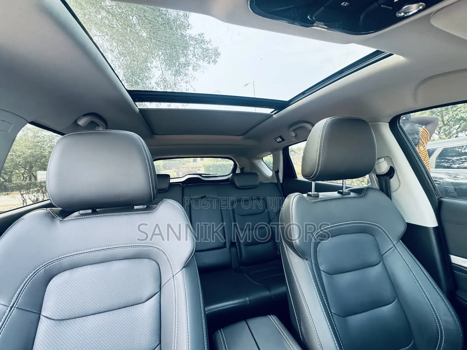 Jetour X70 1.5 7-Seater FWD 2020 Black