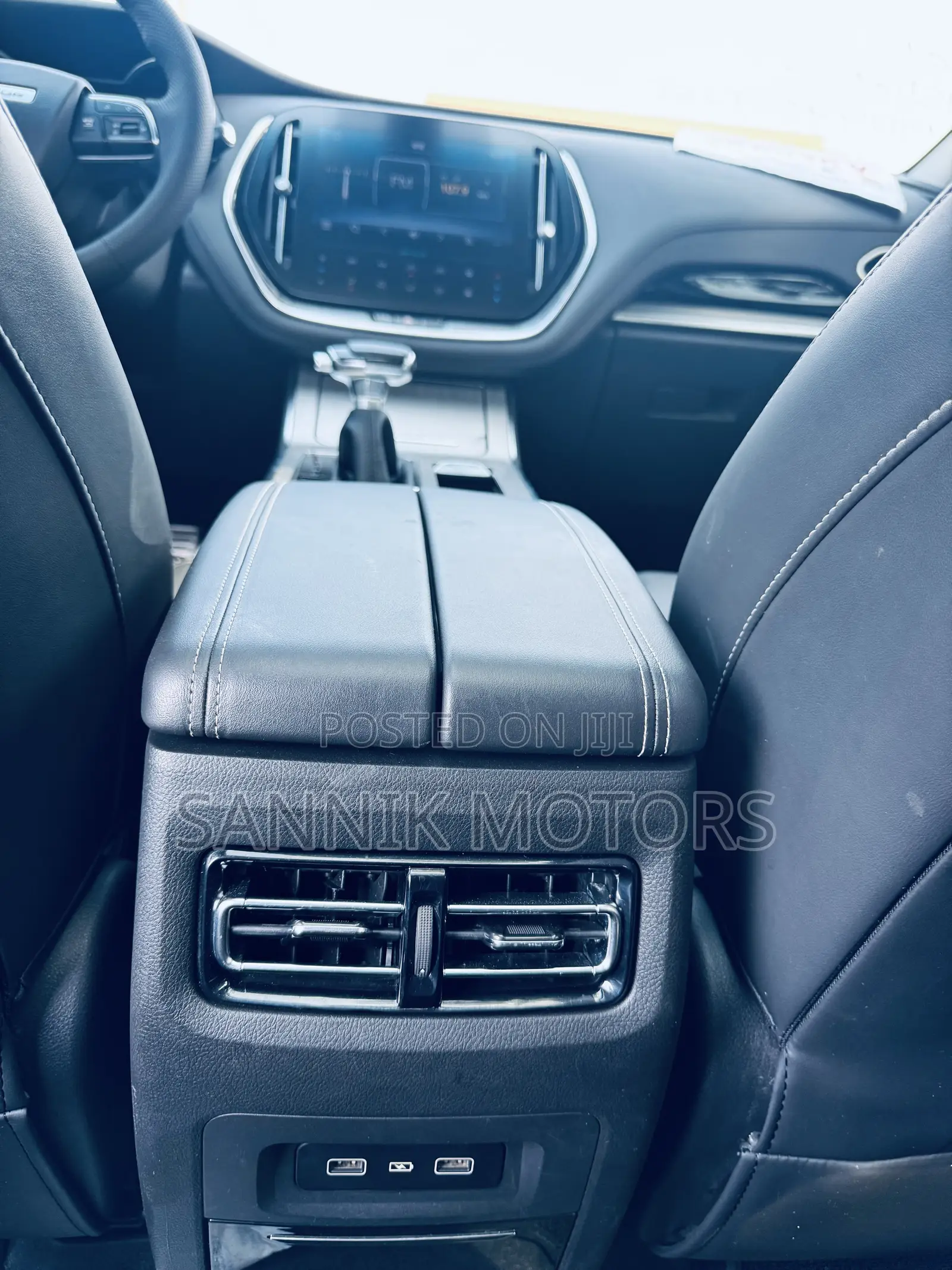 Jetour X70 1.5 7-Seater FWD 2020 Black