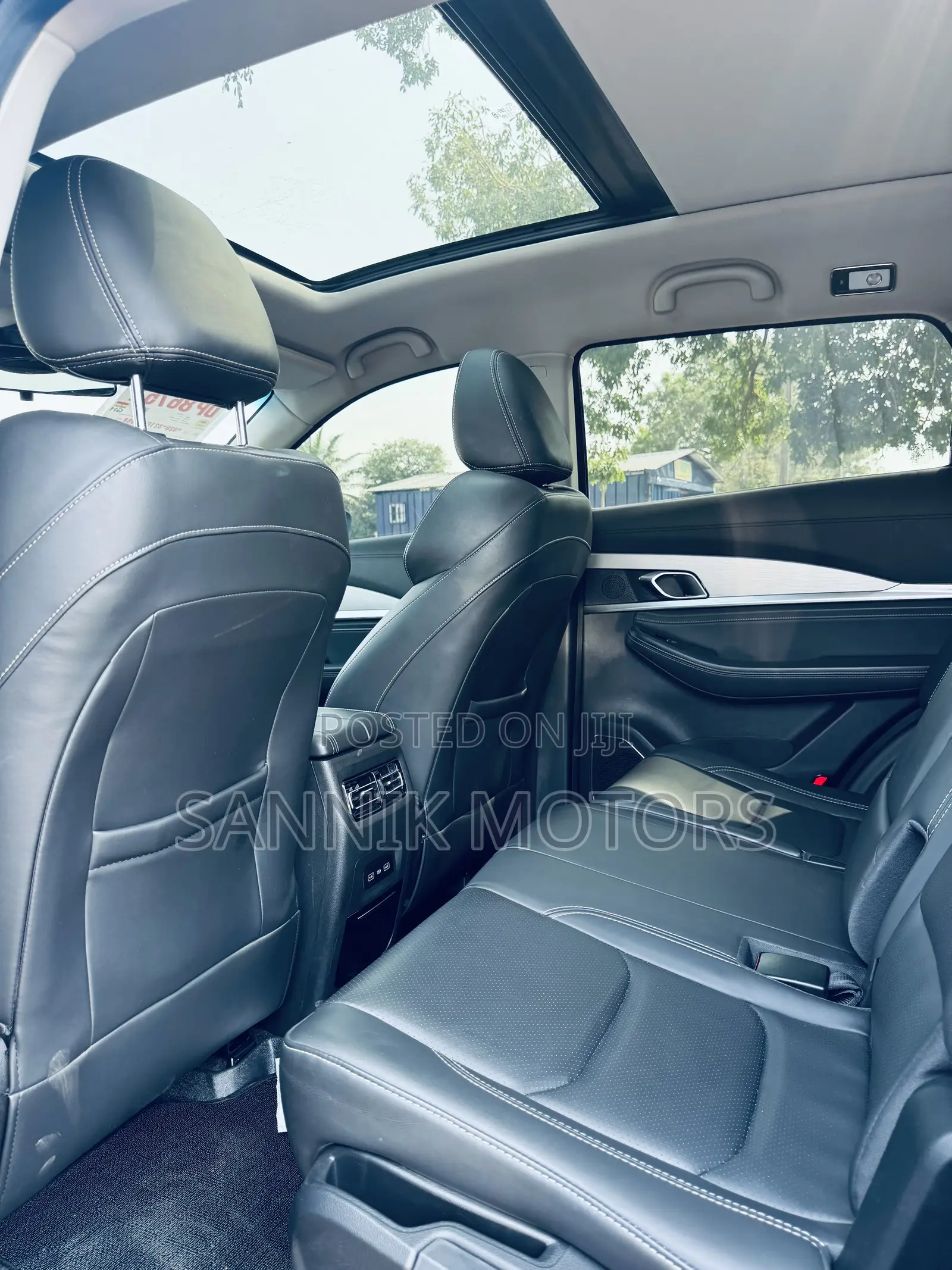 Jetour X70 1.5 7-Seater FWD 2020 Black