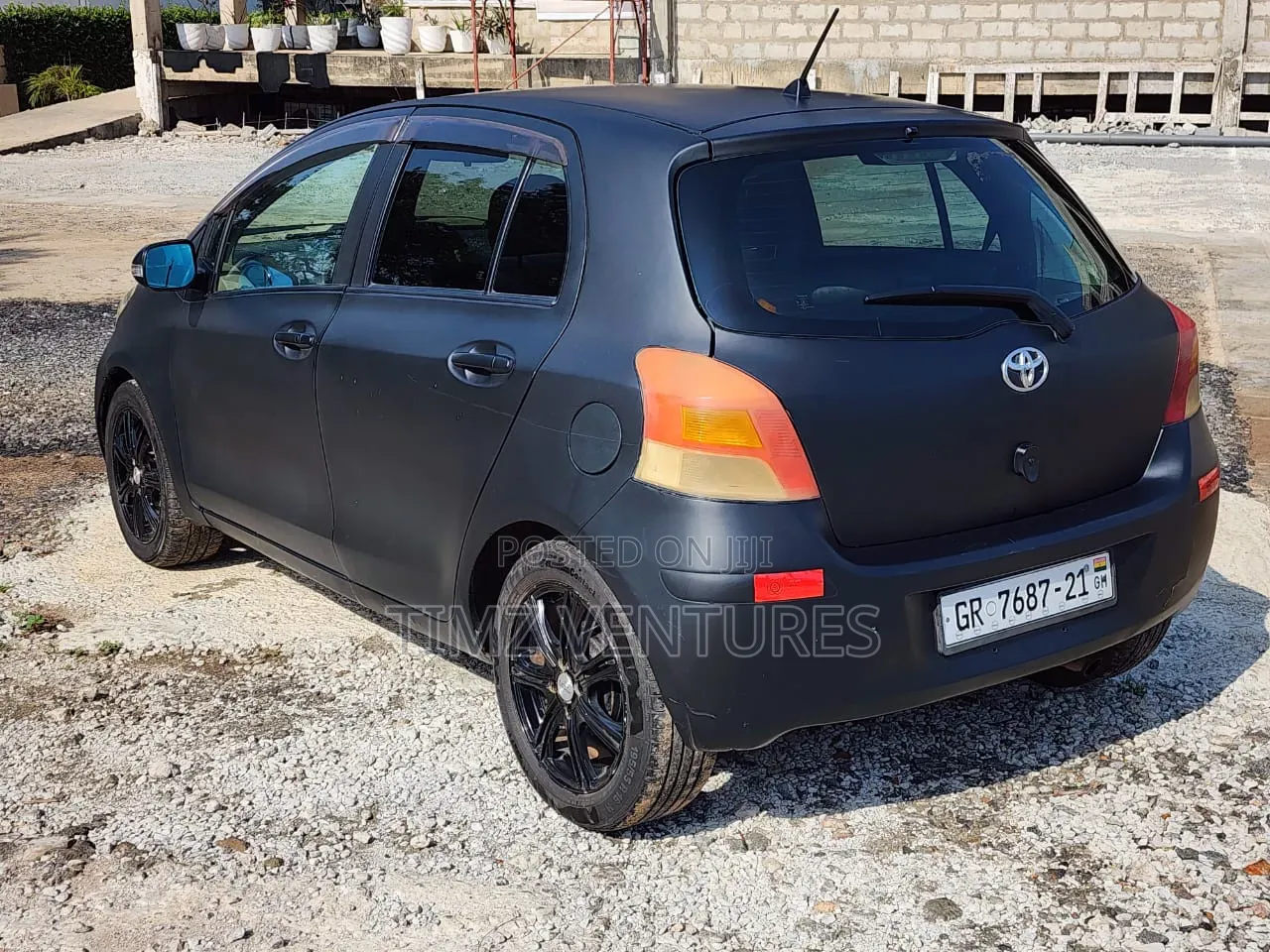 Toyota Vitz 1.3 AWD 3dr 2010 Black