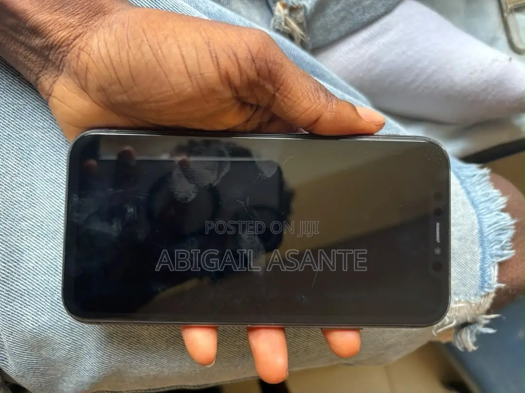 Apple iPhone 11 64 GB Black