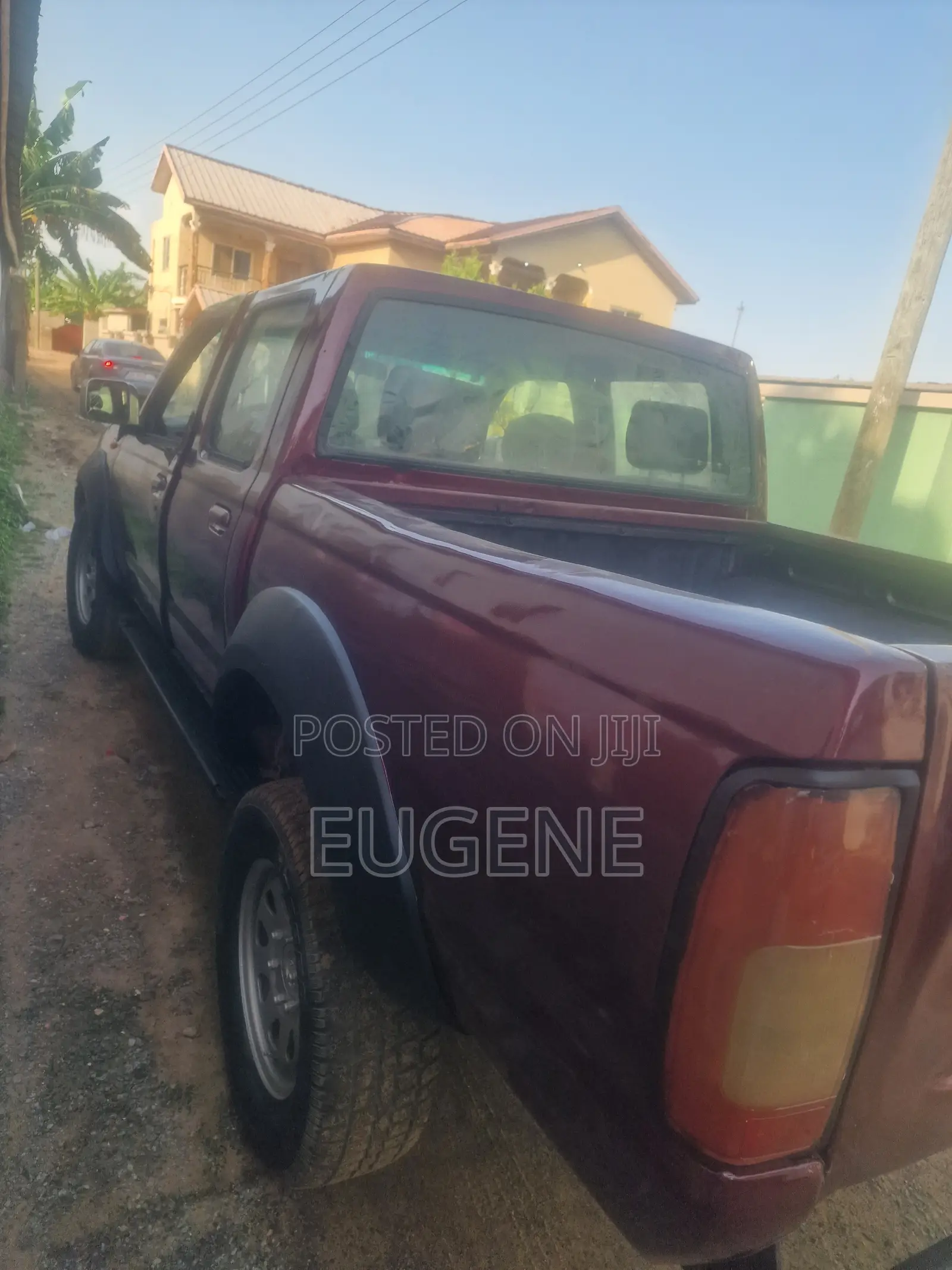 Nissan Hardbody 2004 Red