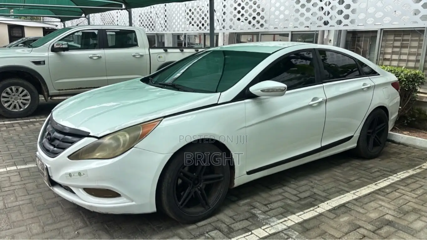 Hyundai Sonata 2012 White