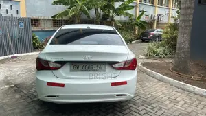 Hyundai Sonata 2012 White