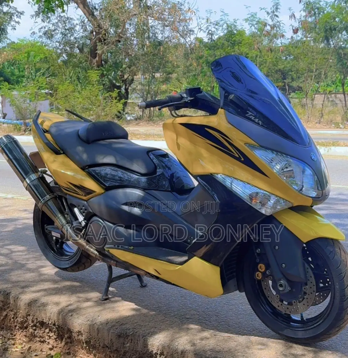 Yamaha 2011 Yellow