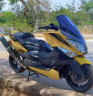 Yamaha 2011 Yellow