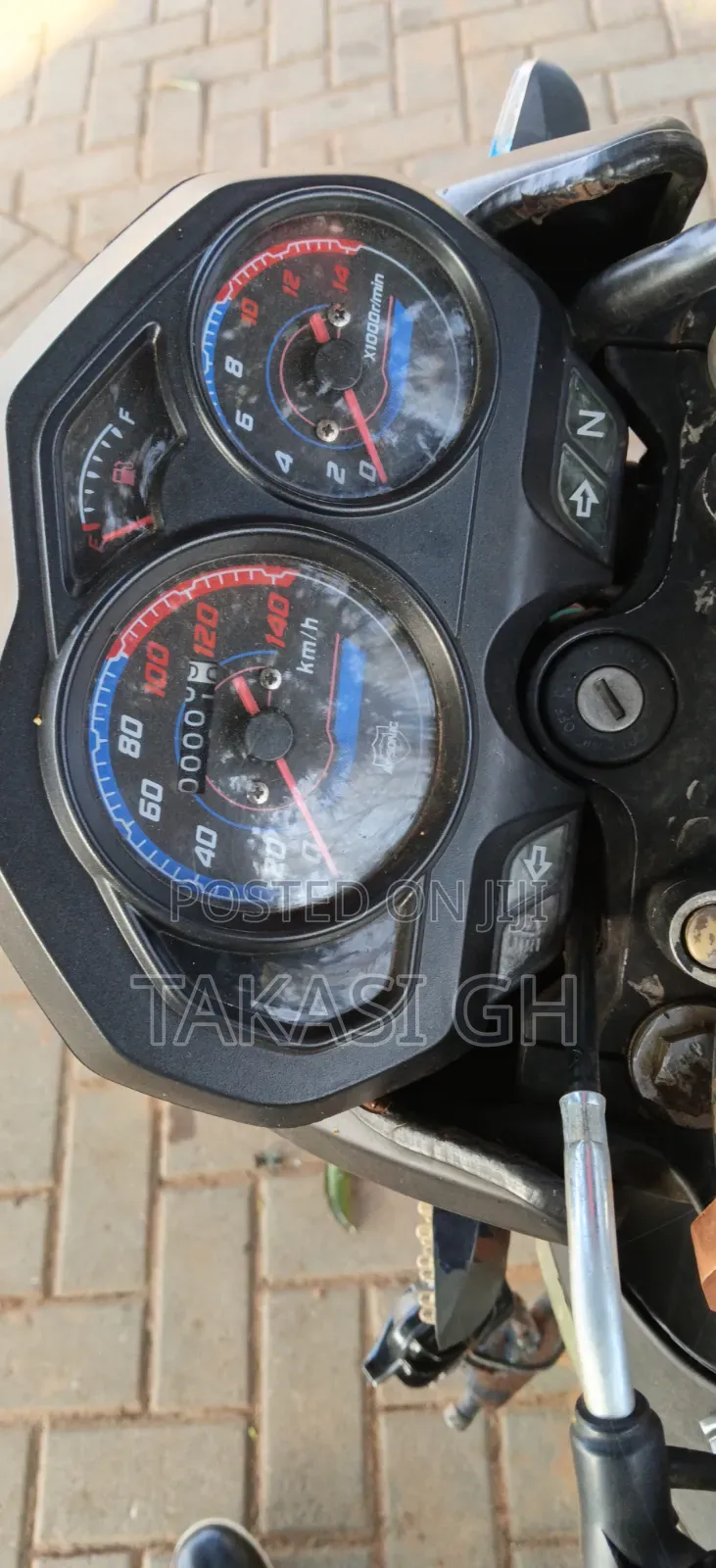 Apsonic AP200-27 2025 Red