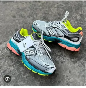 Asics Gel-Kayano 14