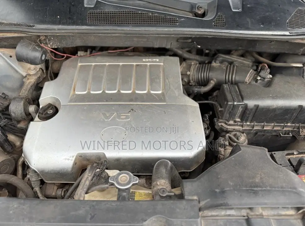 Toyota Highlander 3.5L 4WD 2013 Gray