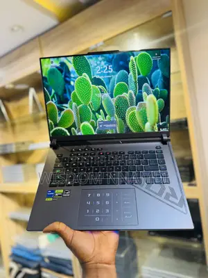 Laptop Asus ROG Strix G16 G614 16GB Intel Core i7 SSD 1T
