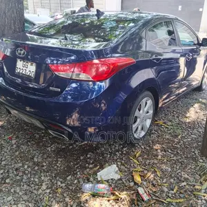 Hyundai Elantra 2013