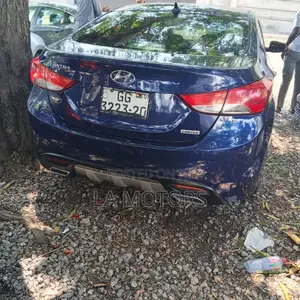 Hyundai Elantra 2013