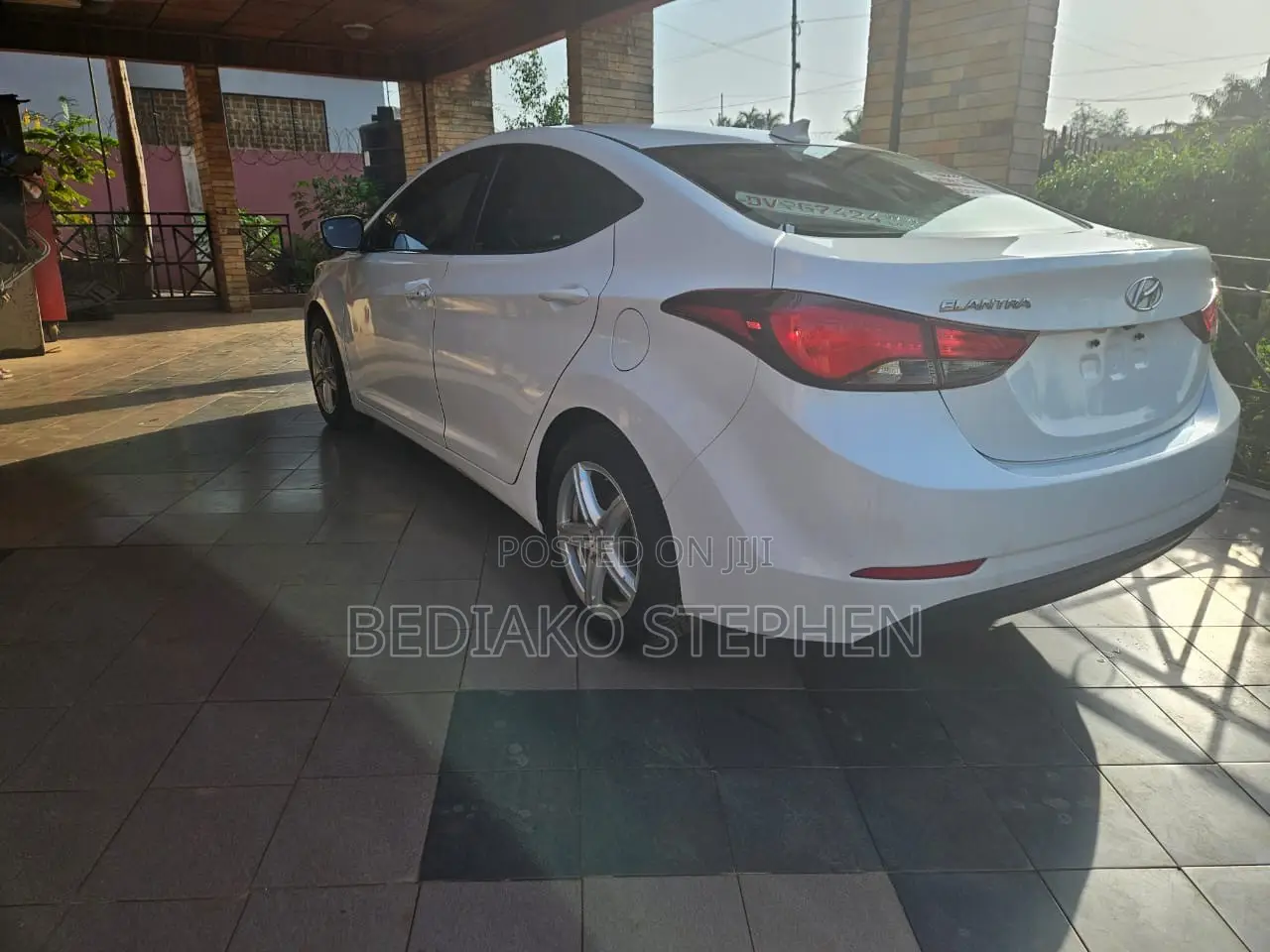 Hyundai Elantra 2016 White