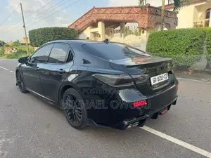 Toyota Camry 2018 Black