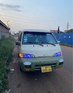 Hyundai H-100 2004