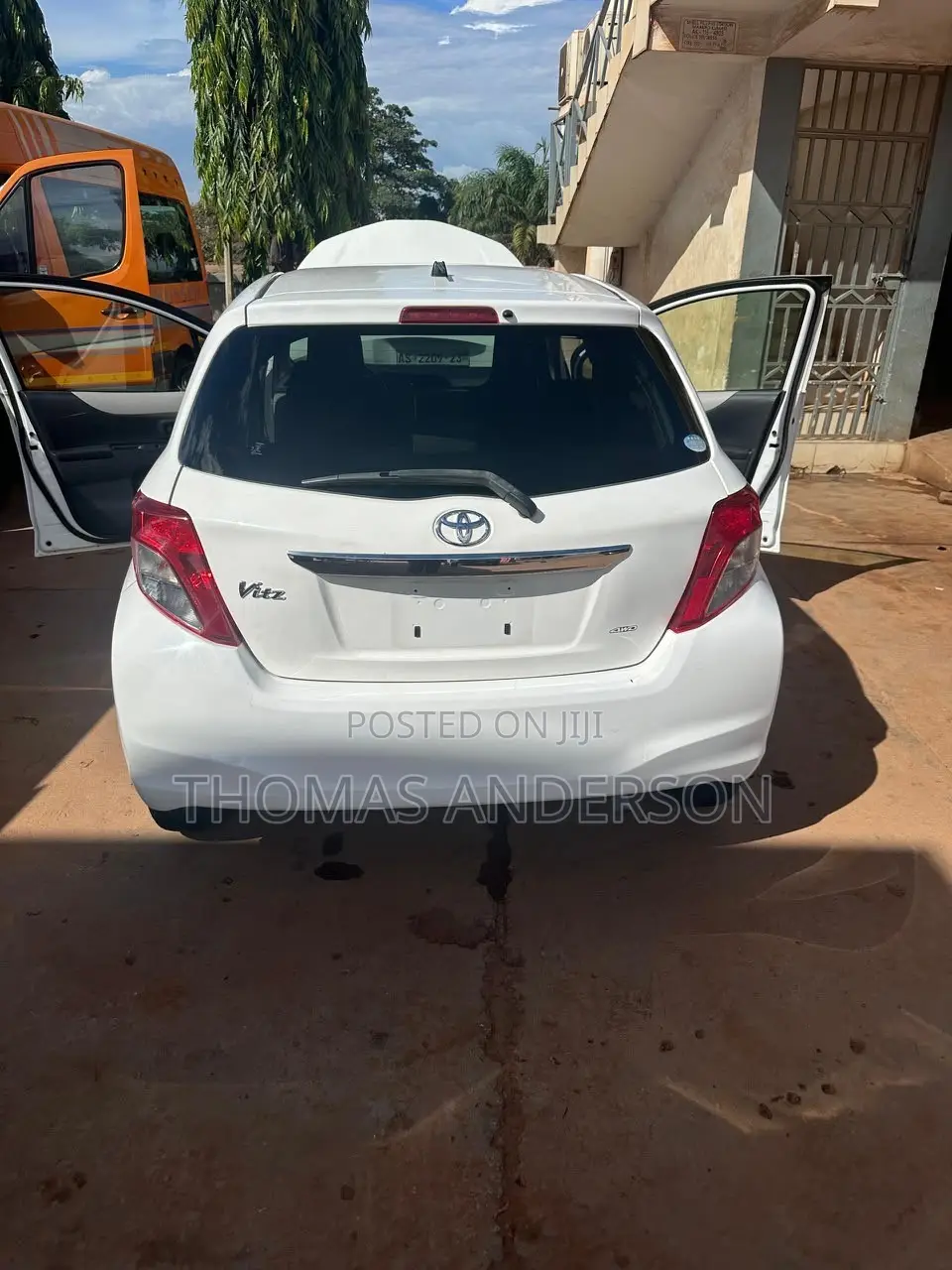 Toyota Vitz 2015 White