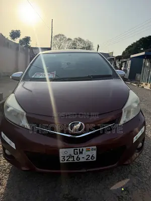 Toyota Vitz 2012 Brown