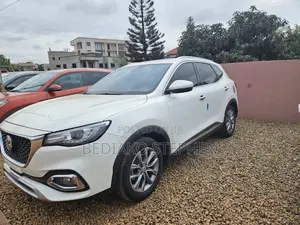 MG HS 20T DCT Comfort 2019 White
