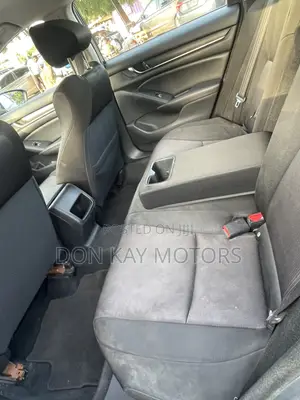 Honda Accord LX (1.5L 4cyl Turbo CVT) 2019 Black