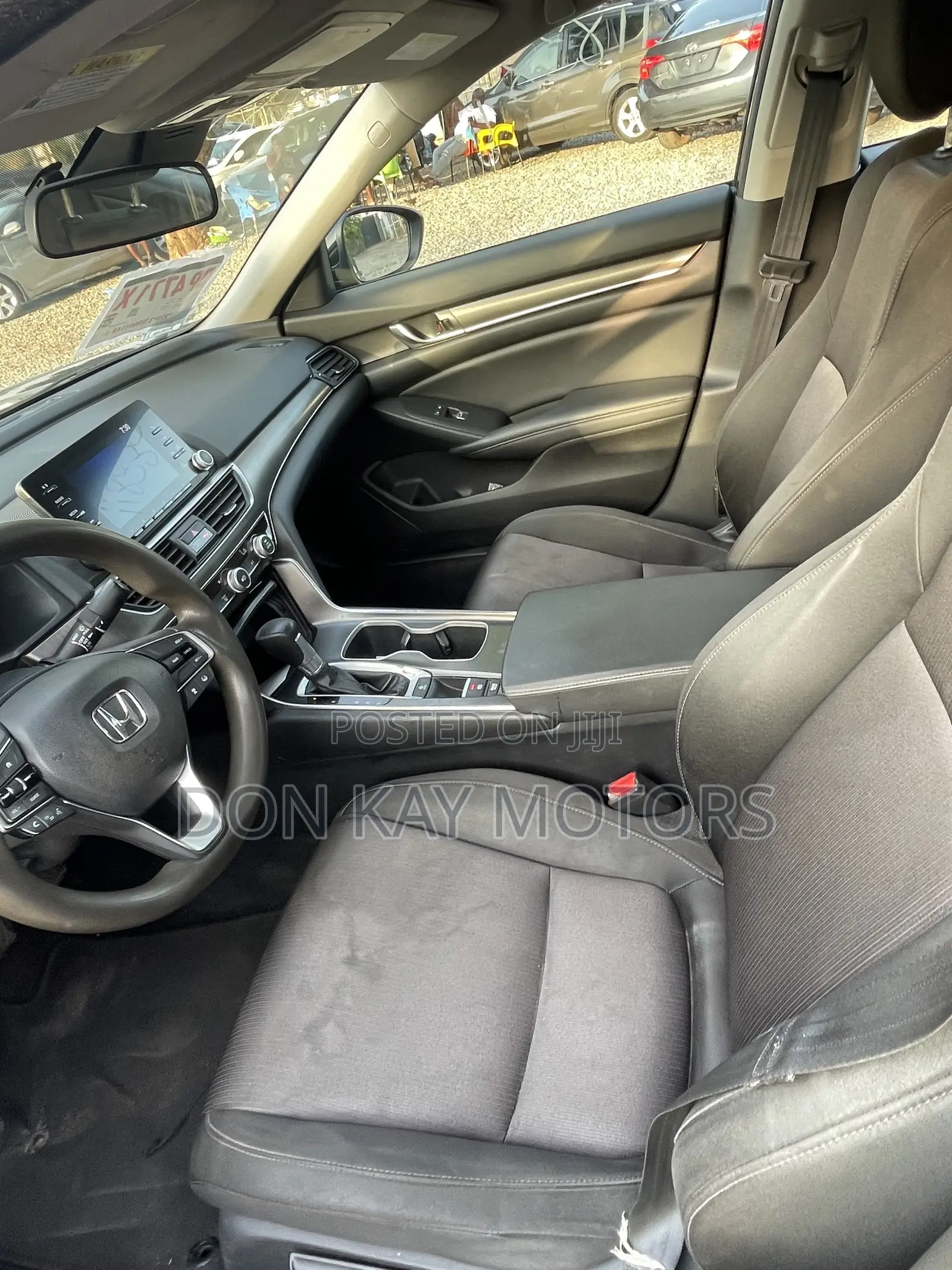 Honda Accord LX (1.5L 4cyl Turbo CVT) 2019 Black