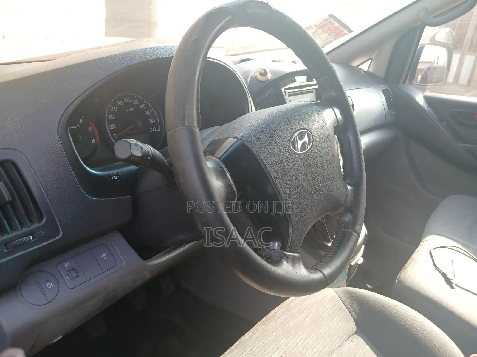 Hyundai H1 2011 Silver
