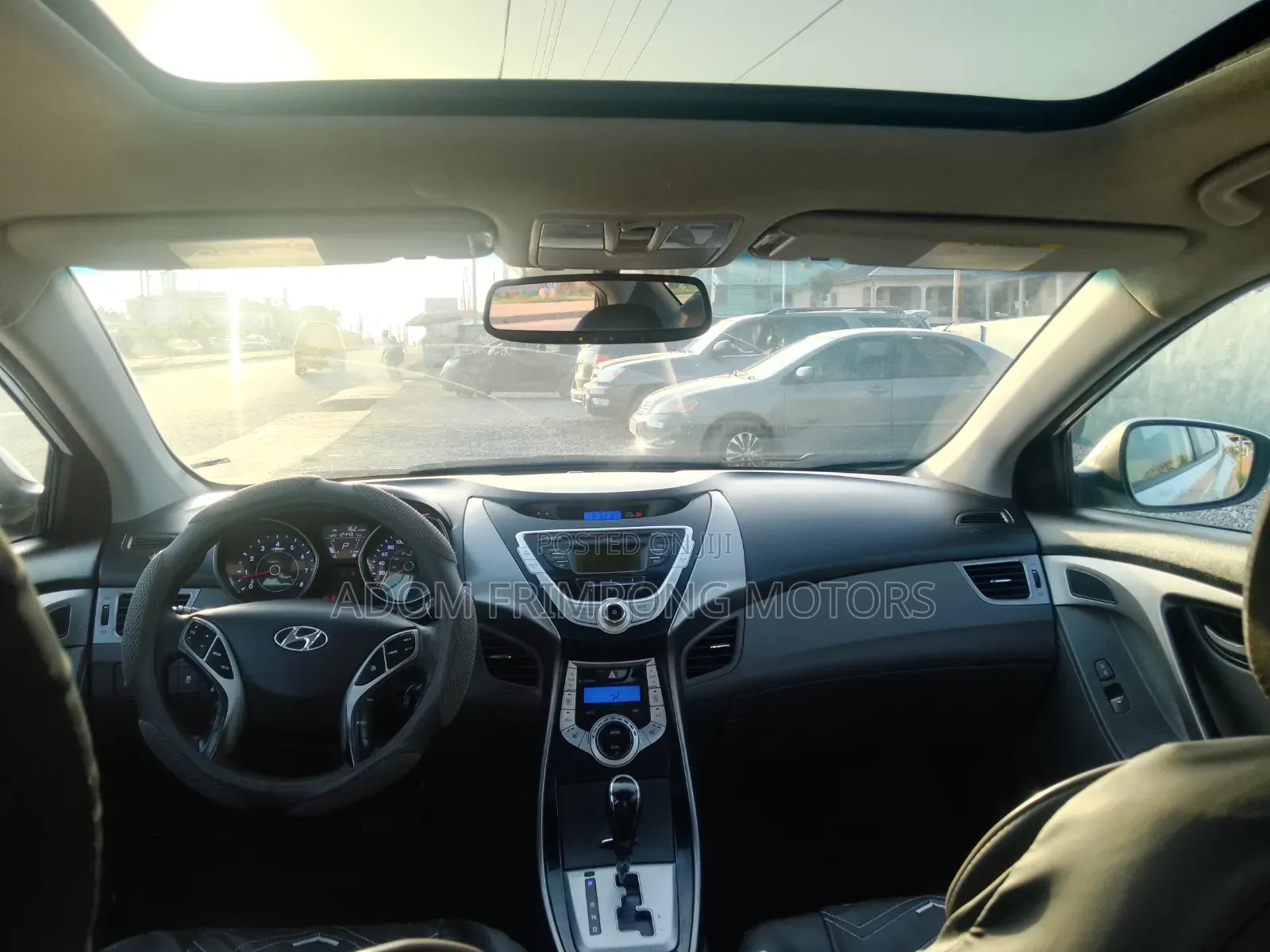 Hyundai Elantra 2012 White