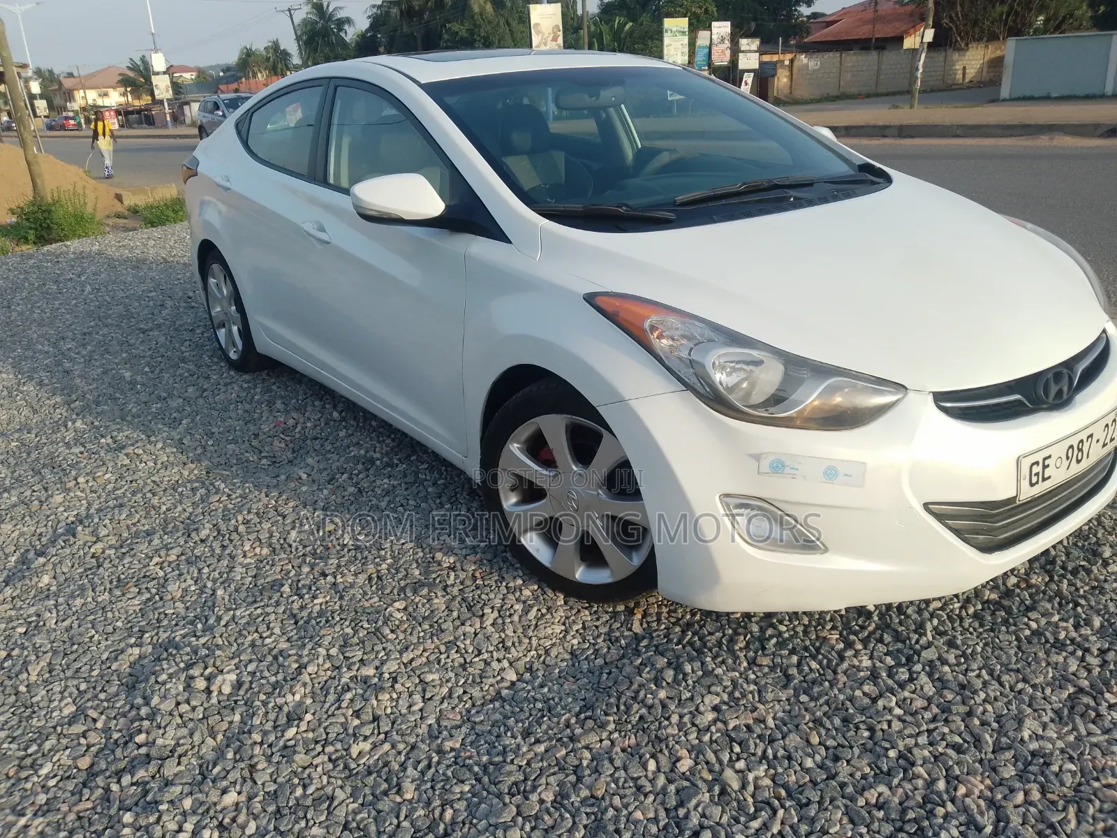 Hyundai Elantra 2012 White