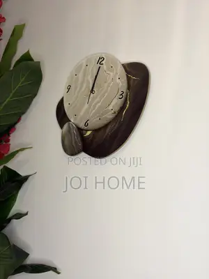 Stylist Wall Clock