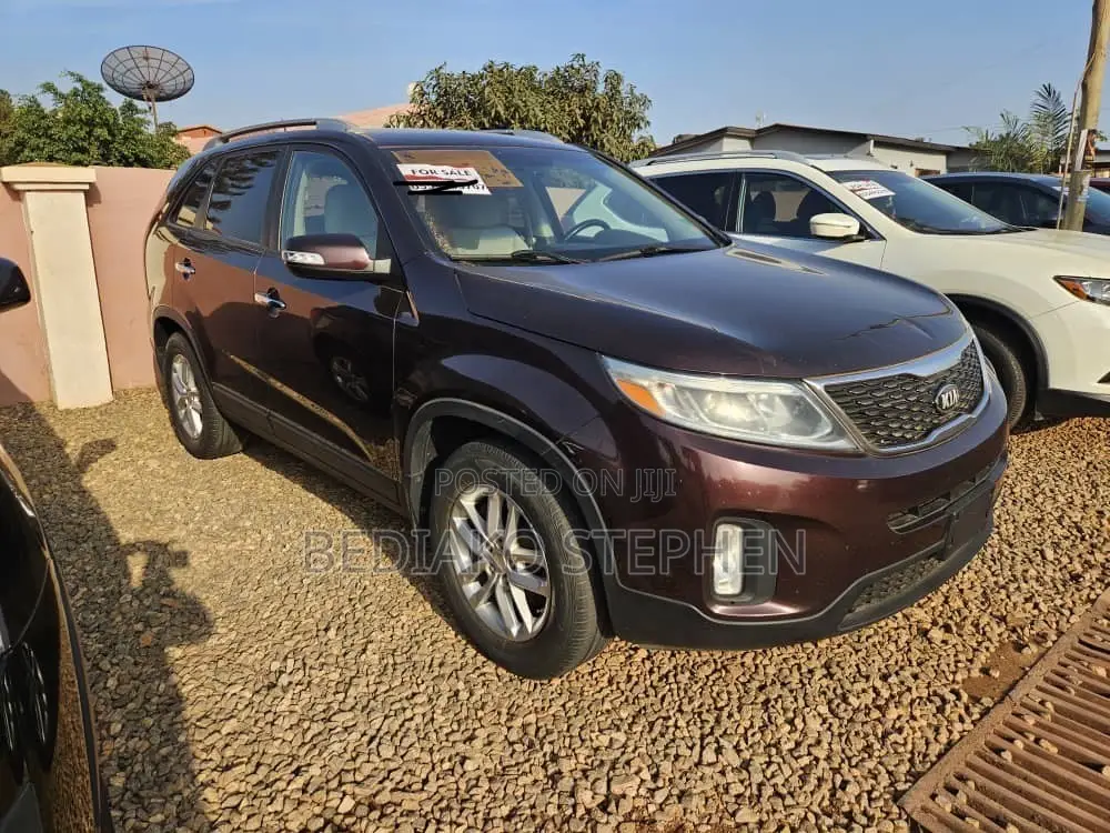 Kia Sorento 2013 Brown