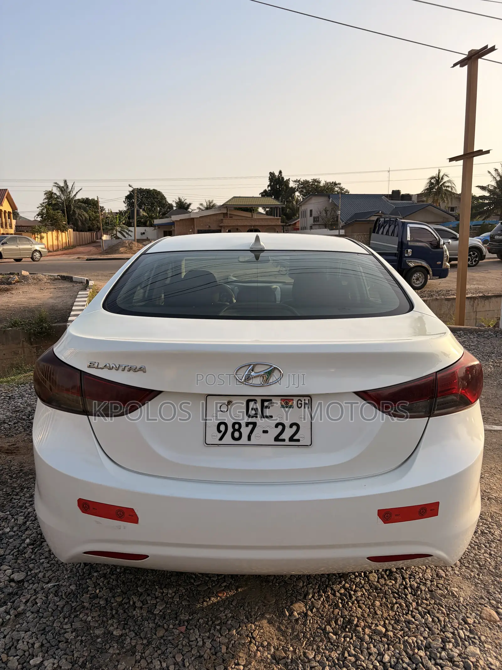 Hyundai Elantra GLS Automatic 2012 White