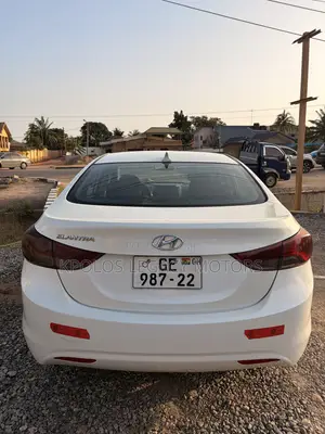 Hyundai Elantra GLS Automatic 2012 White