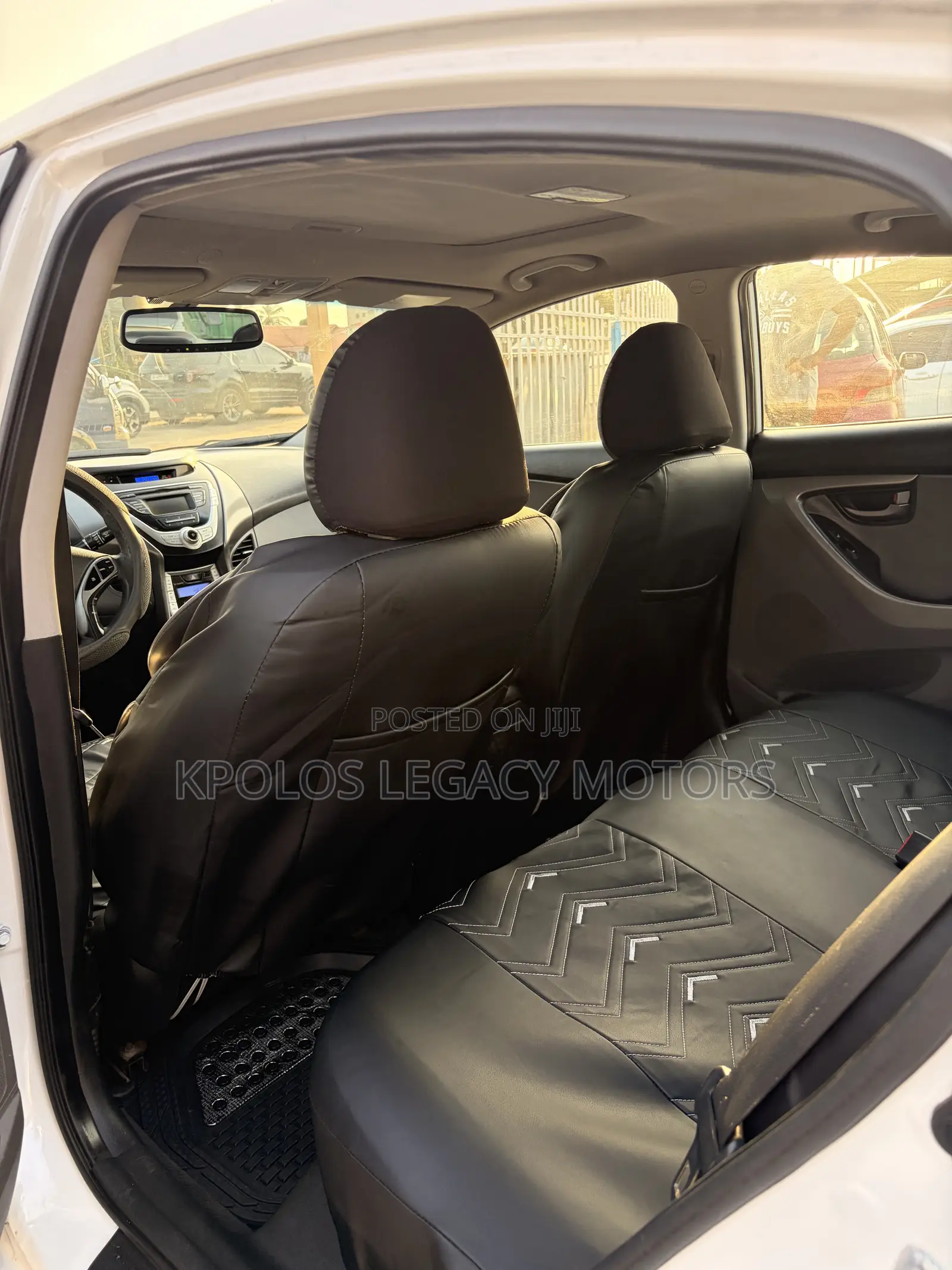 Hyundai Elantra GLS Automatic 2012 White