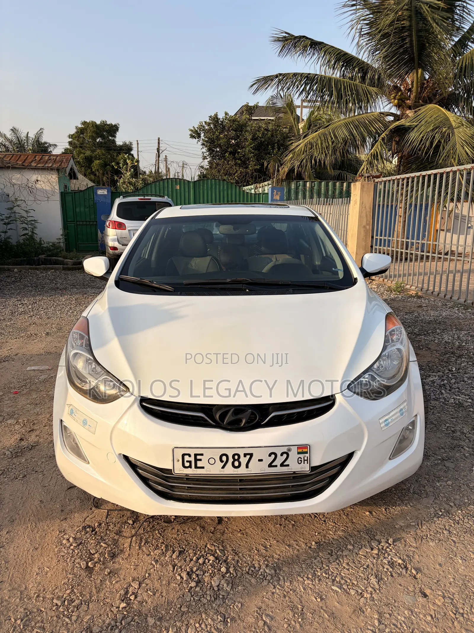 Hyundai Elantra GLS Automatic 2012 White